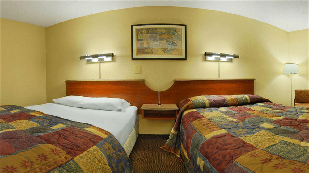 Red Roof Inn Virginia Beach-Norfolk Airport Esterno foto